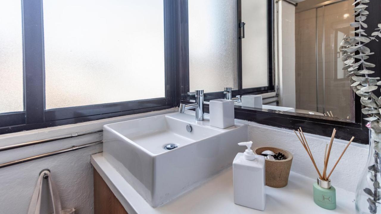 Porto 61 - Bright 2Br W/ Balcony By Lovelystay Dış mekan fotoğraf